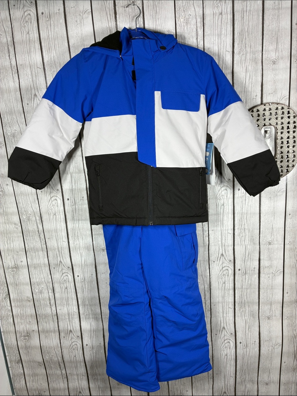 Iceburg Outerwear Blue, White & Black Ski Jacket and overalls/Pants Set